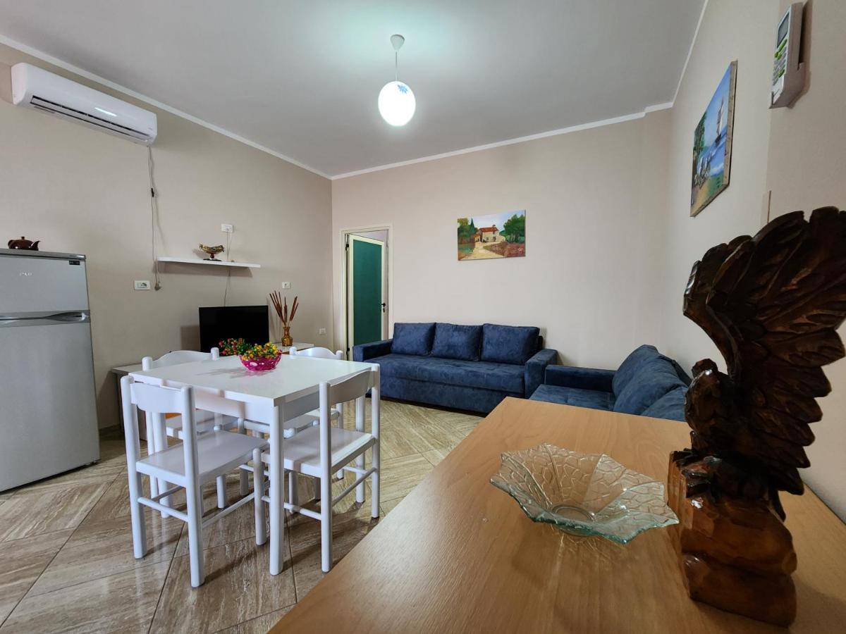 Villa Orange Vlore Exterior photo